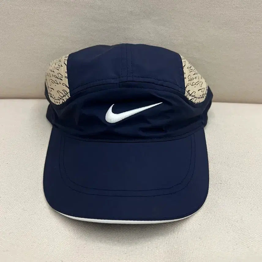 [BUNJANG] Cav Empt x Nike Tailwind Running Cap Navy / 카브엠트 x 나이키 테일윈드 러닝 캡 네이비