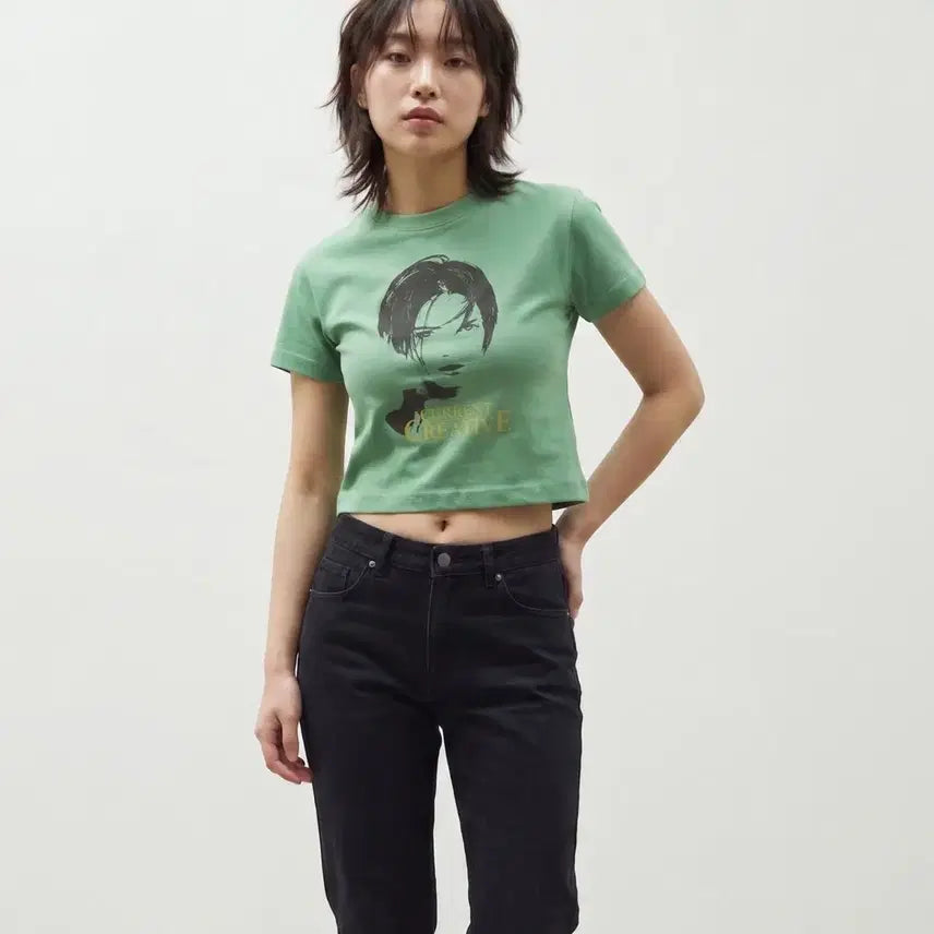 [BUNJANG] CURRENT Women's Graphic Crop Short Sleeve T-Shirt (Light Green, Free Size) / CURRENT 여성 그래픽 크롭 반팔티