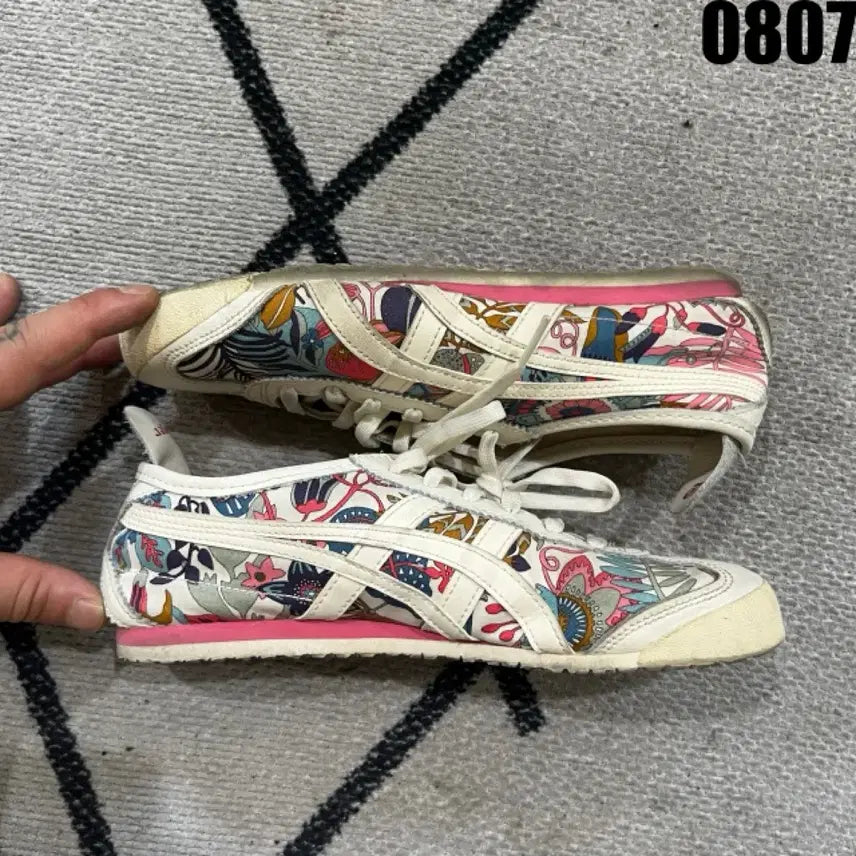 [BUNJANG] Onitsuka Tiger Mexico 66 Pattern Sneakers / 오니츠카타이거 멕시코 66 패턴 스니커즈 225