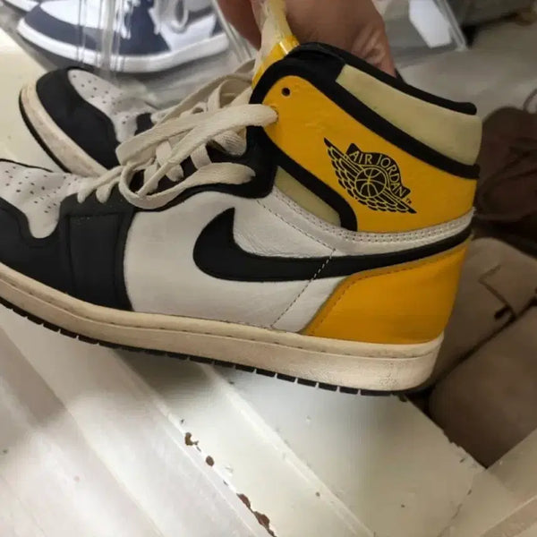 [BUNJANG] Nike Air Jordan 1 High Volt Gold / 나이키조던1 하이 볼트골드 255사이즈
