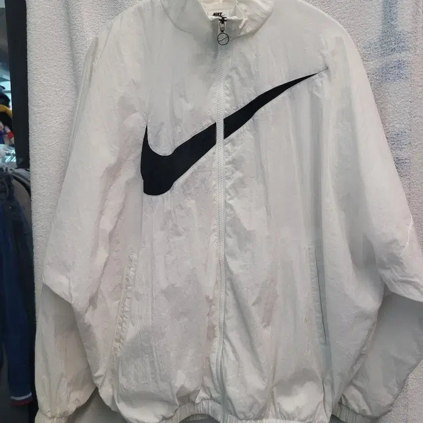 [BUNJANG] Nike Men's Windbreaker Jacket / 나이키 바람막이  남성 90  L 크게 나왔슴