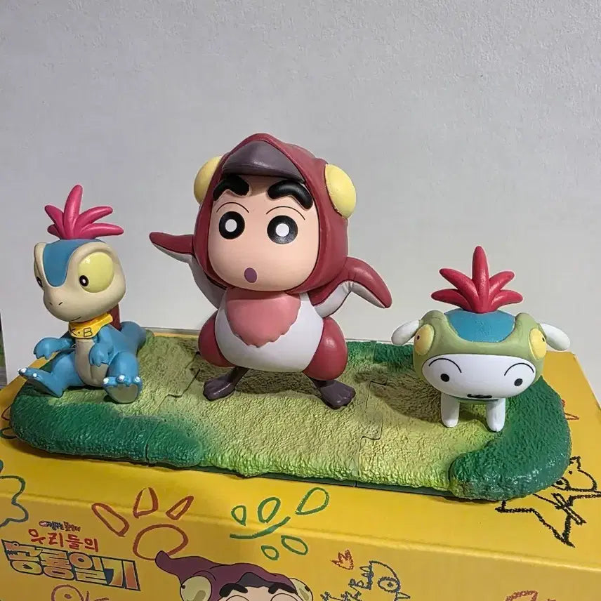 [BUNJANG] Crayon Shin-chan Dinosaur Diary CGV Figure Set / 짱구 공룡일기 CGV피규어