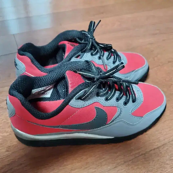 [BUNJANG] Nike ACG Wildwood Sneakers / 나이키 acg 와일드우드 운동화 230