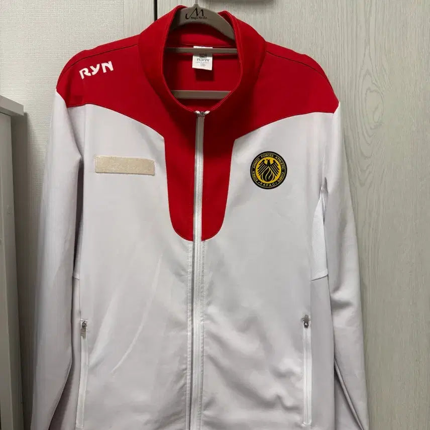 [BUNJANG] ROK Armed Forces Sports Unit Zip-Up Jacket Size 100 / 국군체육부대 집업