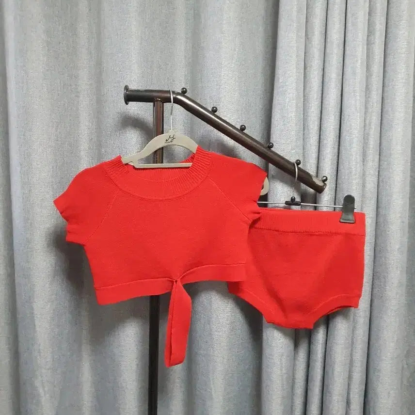 [BUNJANG] Two-Piece Swimsuit / 5566 레드 투피스 수영복