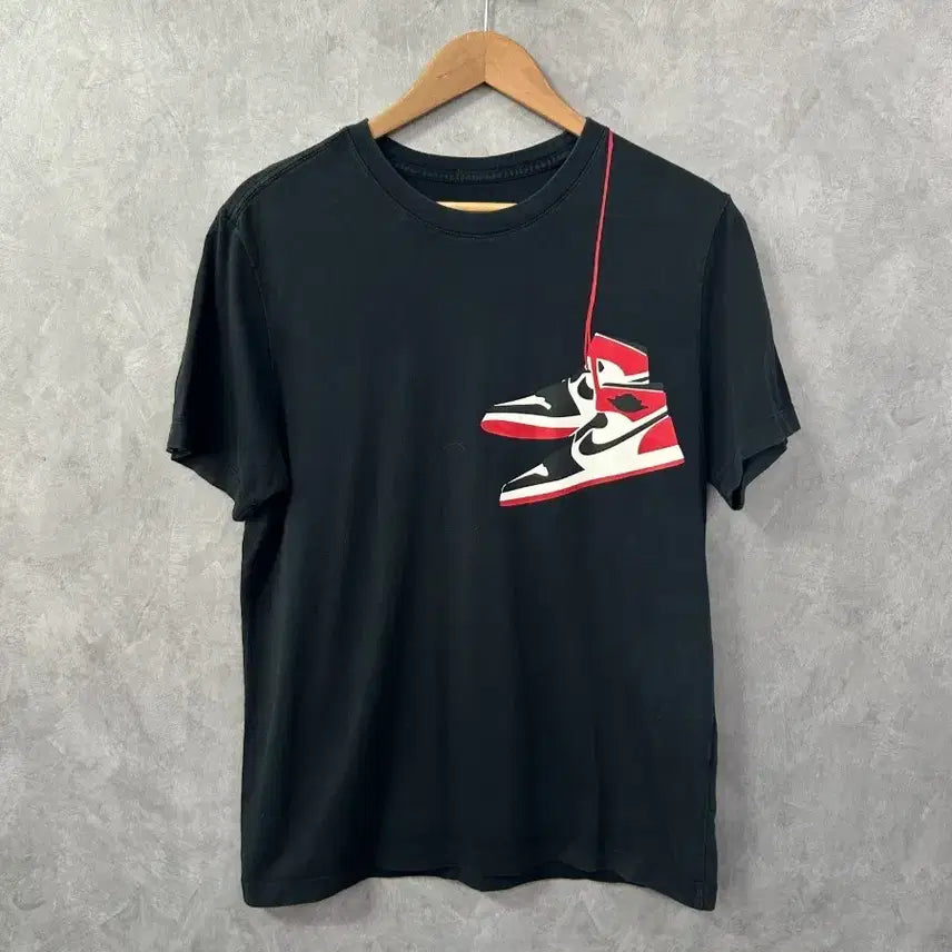 [BUNJANG] Air Jordan 1 Bred T-Shirt / 조던1 브레드 티셔츠 반팔티셔츠 L 100사이즈