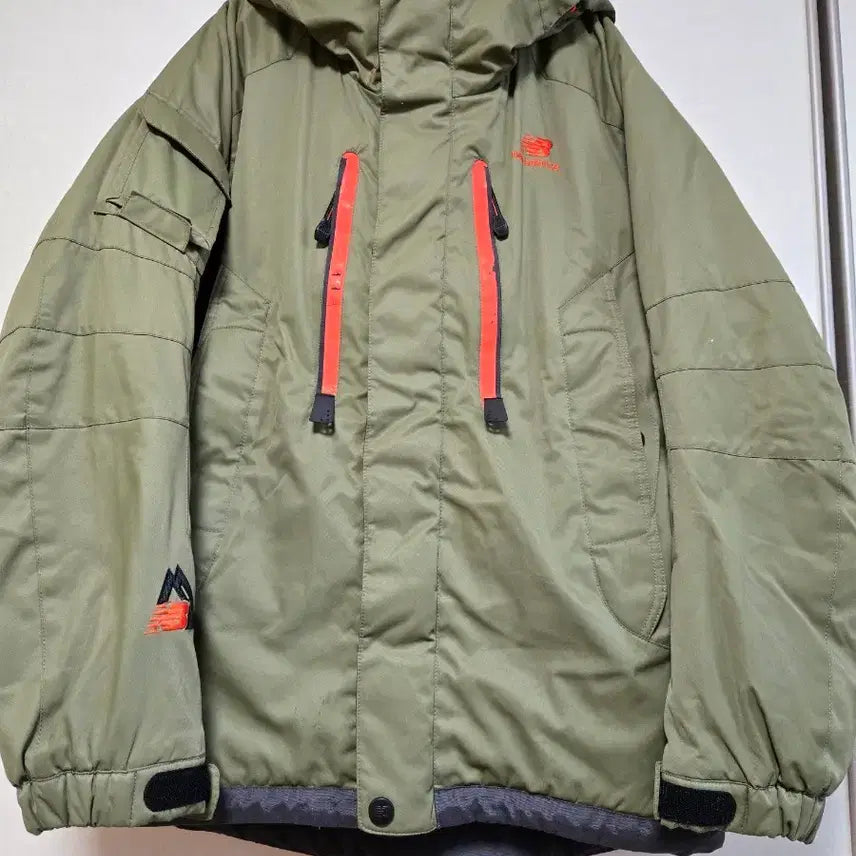 [BUNJANG] New Balance Padded Ski/Snowboard Jumper Jacket (Khaki, Men's L) / 뉴발란스 패딩 스키복/보드복점퍼 카키색
