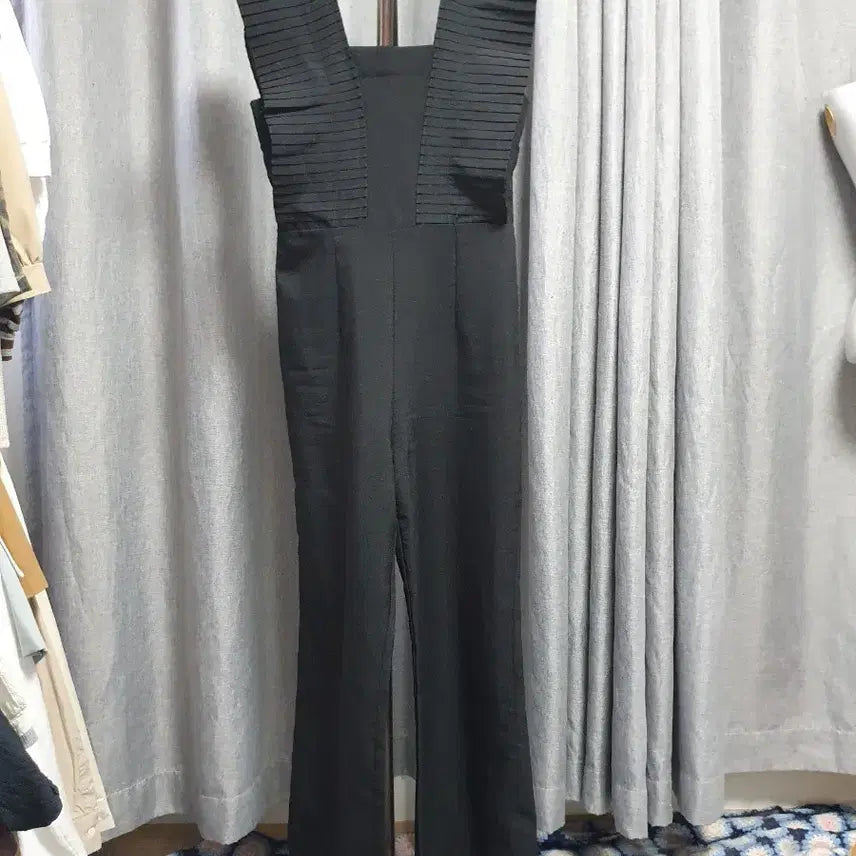 [BUNJANG] Black Jumpsuit / 55블랙 점프수트