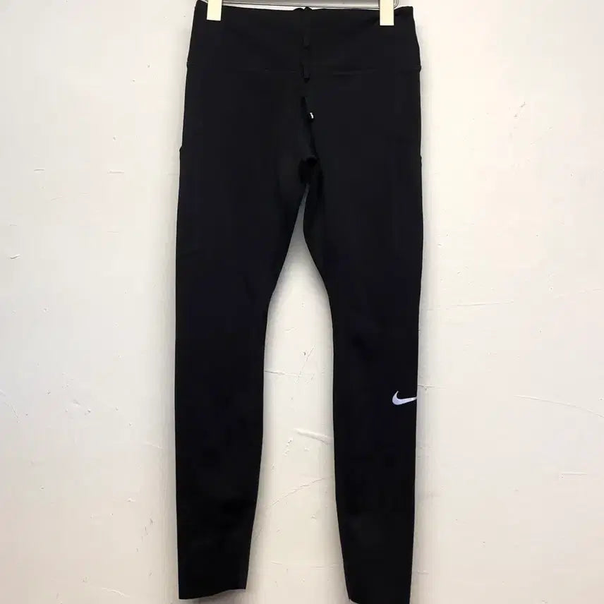 [BUNJANG] Nike Women's Epic Running Black Leggings / 나이키 (우먼) 러닝 에픽 블랙 레깅스