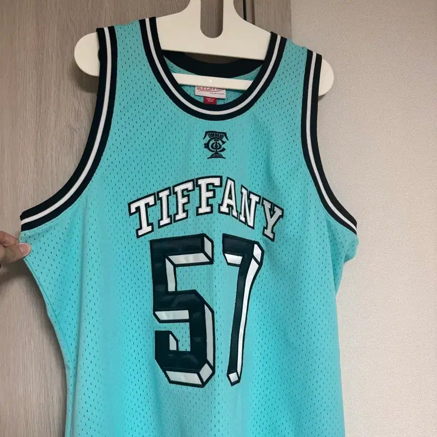 [BUNJANG] Tiffany & Co. x Mitchell & Ness No. 57 Basketball Jersey / 티파니앤코 미첼앤네스 농구 저지 57번