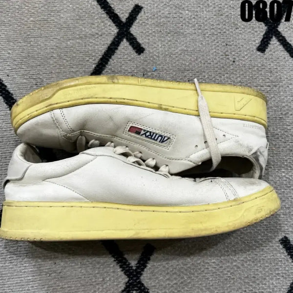 [BUNJANG] Autry Sneakers White Yellow Sole US 9 / 오트리 스니커즈 화이트 옐로우 솔 270