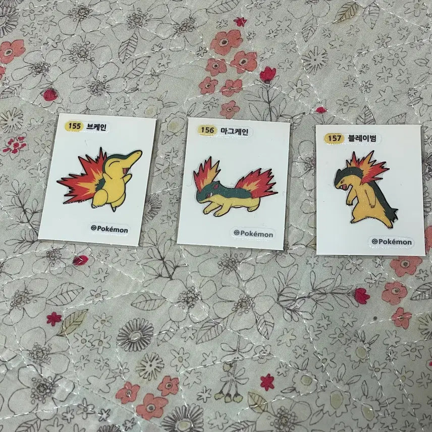 [BUNJANG] Pokemon Stickers (Tti-busil) Set - Tailor, Tailow, Swellow, Torchic, Combusken, Blaziken - 6 Pieces / 포켓몬 띠부씰 찌르꼬 찌르버드 찌르호크 브케인 마그케인 블레이범 세트 세자리 6개