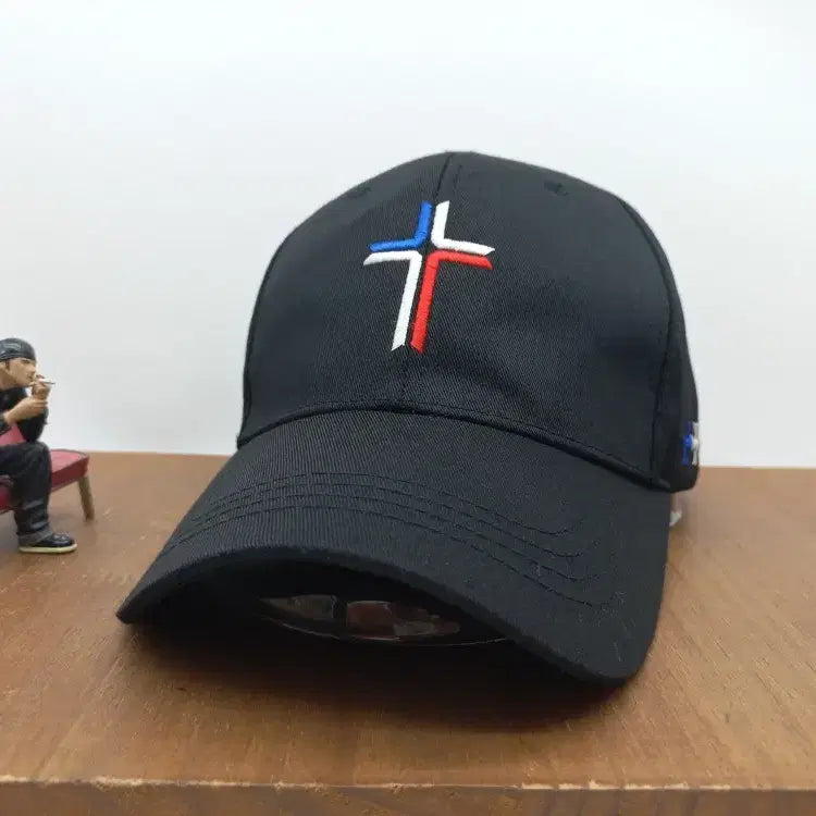 [BUNJANG] AIGHT "Aight" Lettering Baseball Cap - Black, Big Size / AIGHT 에잇 빅사이즈 큰모자 대두 십자가 야구모자 레터링 볼캡 블랙