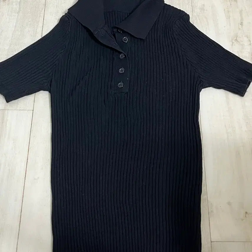 [BUNJANG] Kara Short Sleeve Knit Black Women's Top / 카라 반팔 니트 블랙 여성 옷