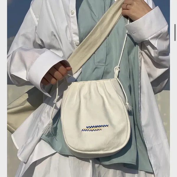 [BUNJANG] Montemps Annecy Irregular Mountain White Mini Bag Crossbody / 몽떵 안시 불규칙 산맥 화이트 가방 크로스백 montemps annecy 미니백