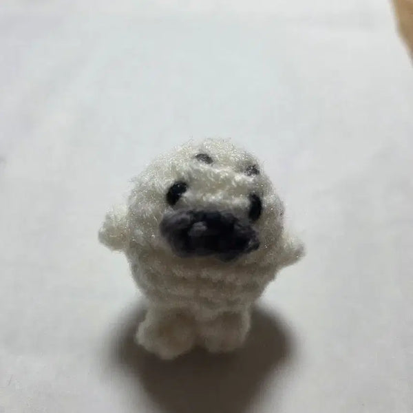 [BUNJANG] Baby Seal Knit Keychain - Handmade / 아기 물범 뜨개 인형