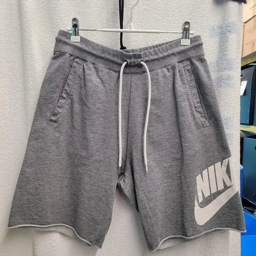 [BUNJANG] Nike Men's Training Shorts Gray Size L / 나이키 얇은 트레이닝 반바지 남성 85,L 새상품