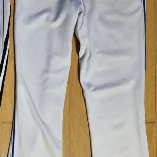 [BUNJANG] Samsung Lions Koo Ja-wook Game-Worn Authentic Under Armour Pants / 구자욱 실착 바지 유니폼 삼성 삼성라이온즈 어센틱 언더아머