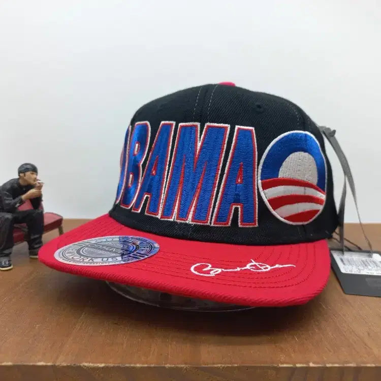 [BUNJANG] City Hunter Barack Obama 2012 Presidential Campaign Limited Edition Embroidered Snapback Hat / [새상품] 시티헌터 USA 버락 오바마 2012 대선 캠페인 한정판 사인 자수 스냅백 블랙 레드