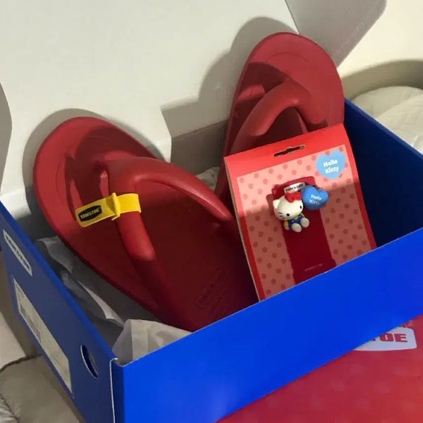 [BUNJANG] TohnTo Hello Kitty Set Red Shoes Size 240 / [새제품] 토앤토 헬로 키티 세트 레드 240
