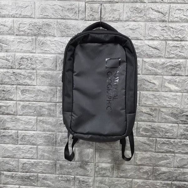 [BUNJANG] National Geographic Black Backpack (45x30 cm) / 내셔널지오그래픽 백팩 블랙 사이즈 45*30