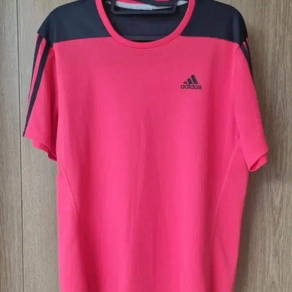 [BUNJANG] Adidas Women's Short Sleeve T-Shirt Size 66 / 아디다스 반팔티셔츠 여성 66