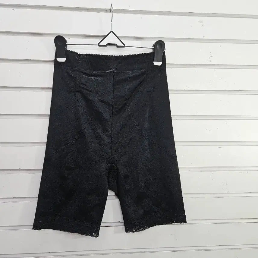 [BUNJANG] Shinyoung Wacoal Jasmine Lace Point Girdle / 신영  와코루  자스민 레이스포인트 거들/보물찾기천사