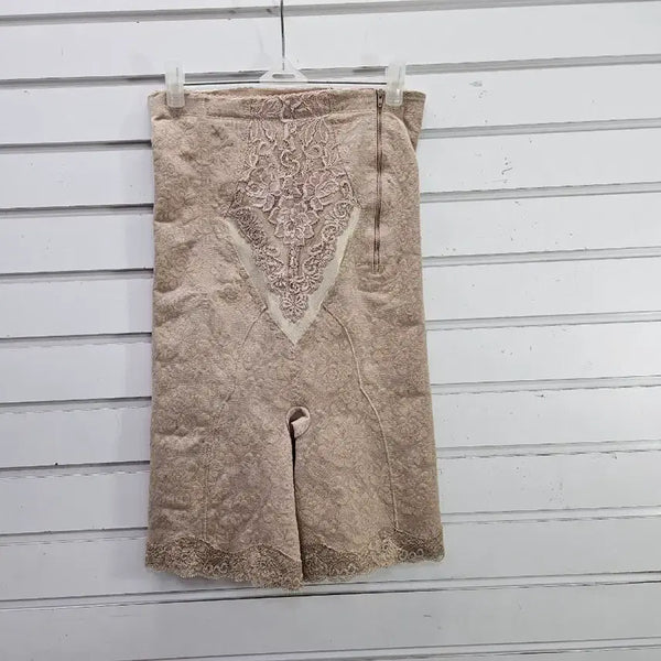[BUNJANG] Shinyoung Wacoal Beige Zipper Girdle / 신영 와코루 베이지 지퍼포인트 거들/보물찾기천사