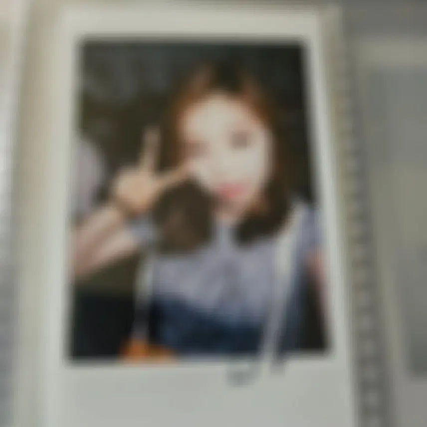 [BUNJANG] Ladies' Code Ashley Signed Polaroids / 레이디스코드 애슐리 싸인 폴라