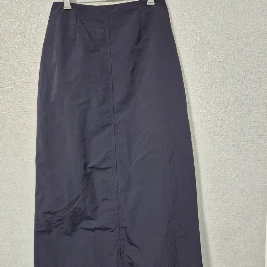 [BUNJANG] LUUL Navy Nylon Skirt Size 66 / LUUL 네이비 나일론 스커트 66