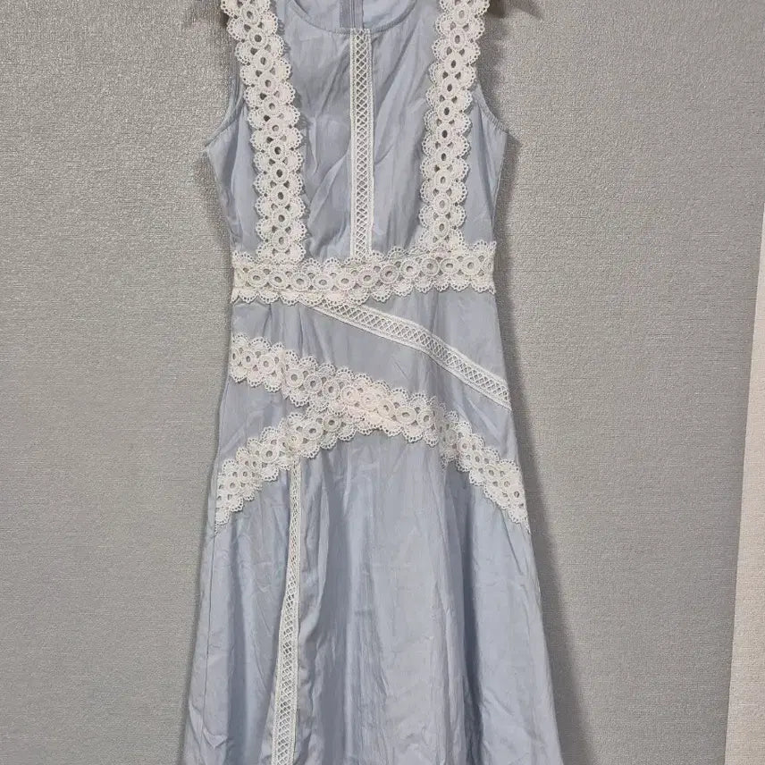 [BUNJANG] Blue Sleeveless Dress with Lace Trim / 레이스배색 소라 민소매 폴리원피스 55