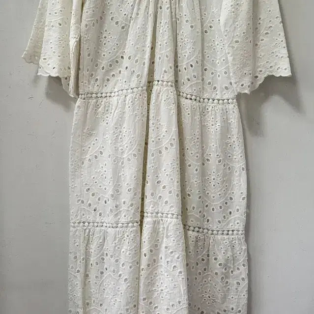 [BUNJANG] White Lace Long Dress / 화이트 레이스 롱 원피스