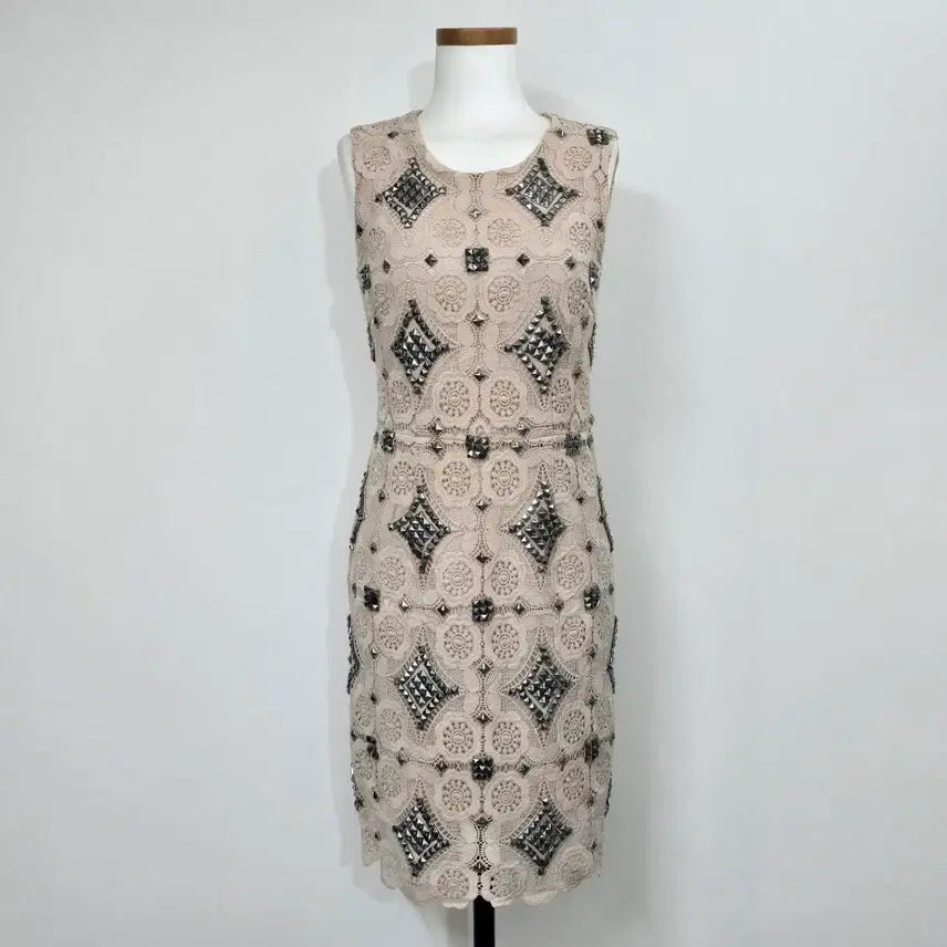 [BUNJANG] Lace Studded Mini Dress / 레이스 찡장식 원피스 S