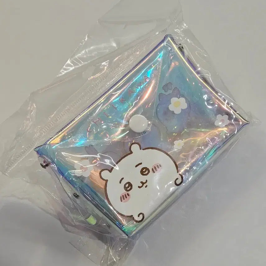 [BUNJANG] Cheeky Chikawa Hologram Pouch (Authentic, Sealed) / 정품 미개봉) 먼작귀 치이카와 홀로그램 파우치