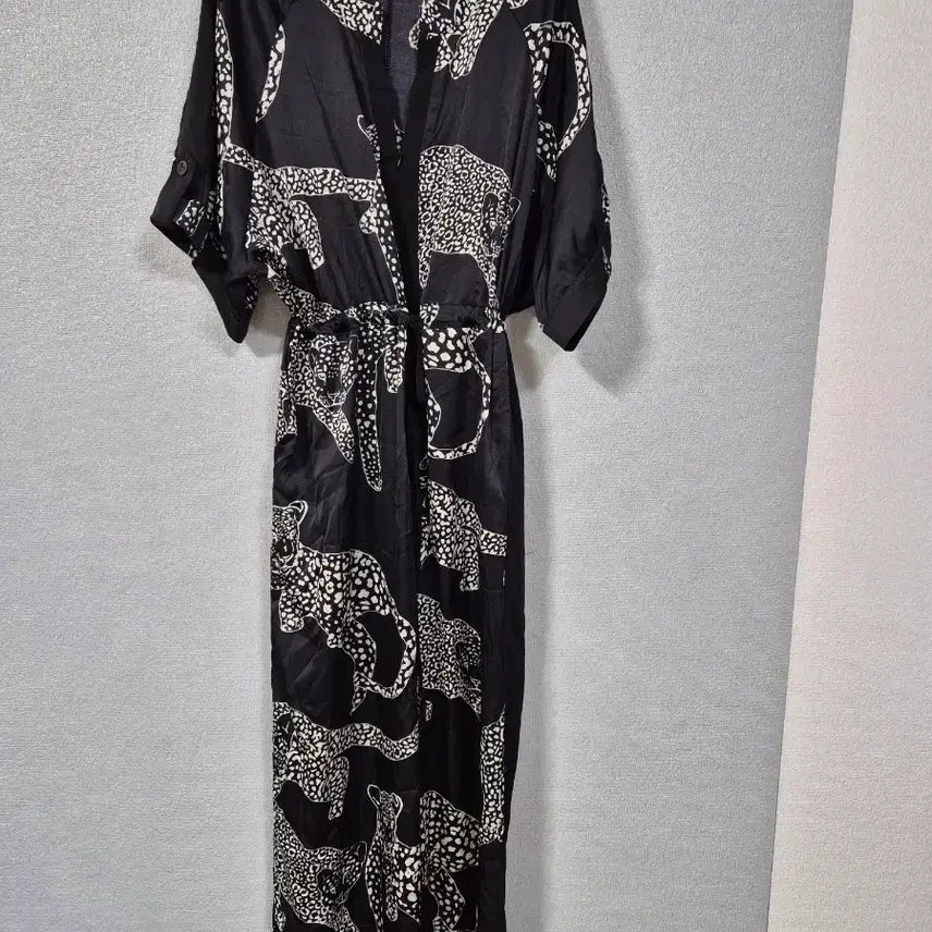 [BUNJANG] Viscose Leopard Print String Jumpsuit (Free Size) / 비스코사 레오파드 나염 스트링 점퍼슈트 프리