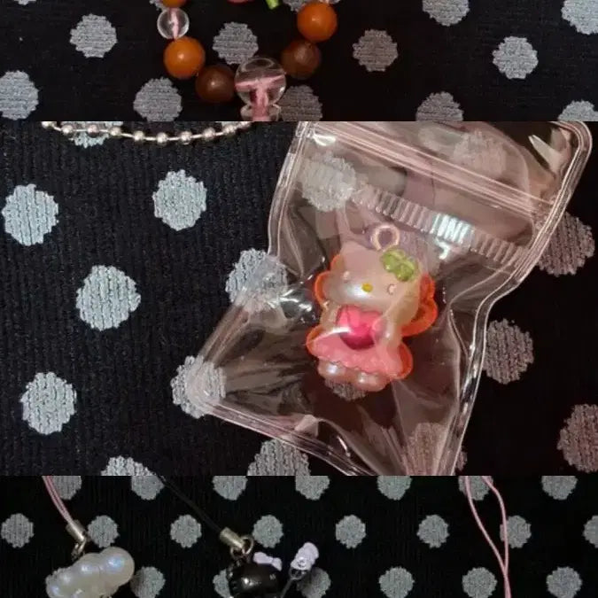 [BUNJANG] Bundle Set Lucky Charm Angel Devil Hello Kitty Strap Keychain / 일괄 / 키티스트랩 / 연꽃 불교 부처님 비즈 행운 나스 하이랜드 천사 악마 헬로키티 키링