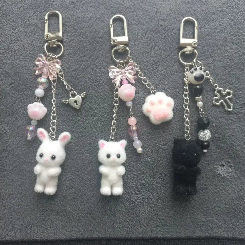 [BUNJANG] Fluffy Animal Three-Line Bead Keychain / 보송보송한 동물 세 줄 비즈 키링