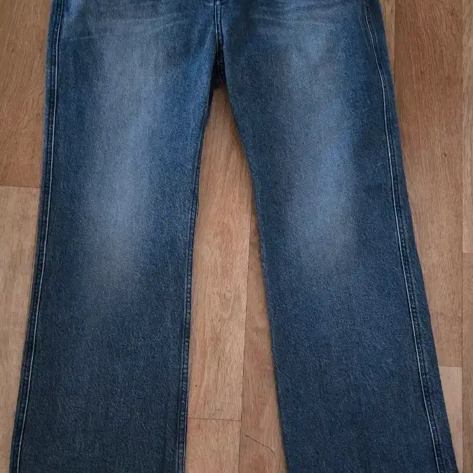 [BUNJANG] Bellie Cotton Stretch Washed Straight Fit Denim / 벨리에 코튼 스트레치 워싱 스트레이트핏 데님