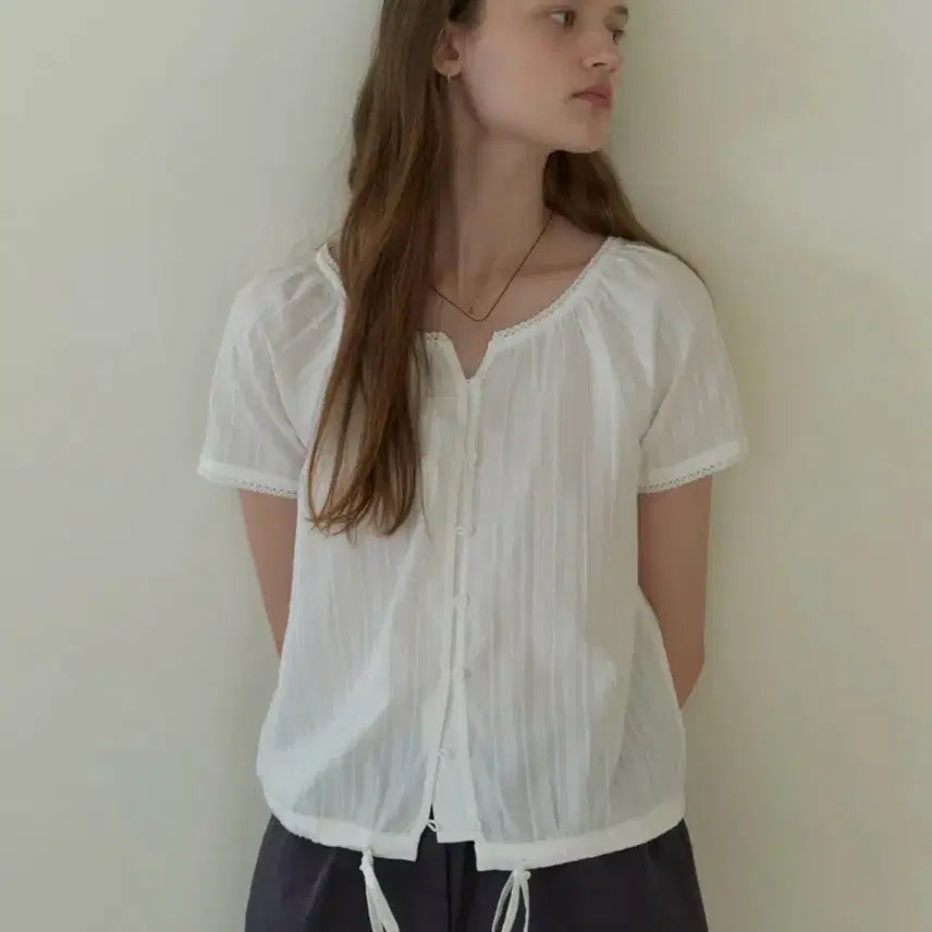 [BUNJANG] Dummyton Blouse New / 더미튼 블라우스 (새상품)