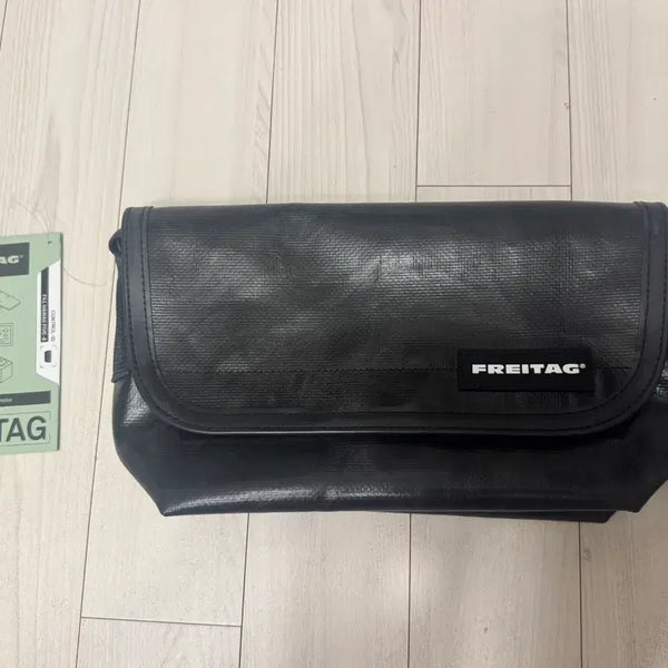 [BUNJANG] Freitag Hapao All Black / 프라이탁 하파오 올검 올블랙
