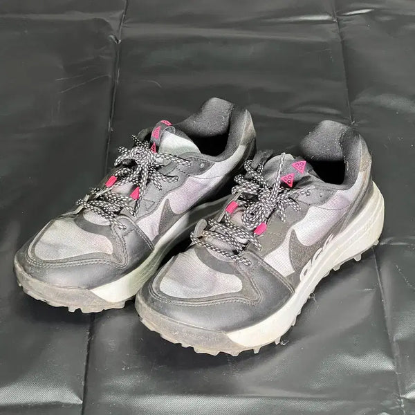 [BUNJANG] Nike ACG Loucaise SE Wolf Grey Hyper Pink (240mm) / [240] 나이키 ACG 로우케이트 SE 울프 그레이 하이퍼 핑크