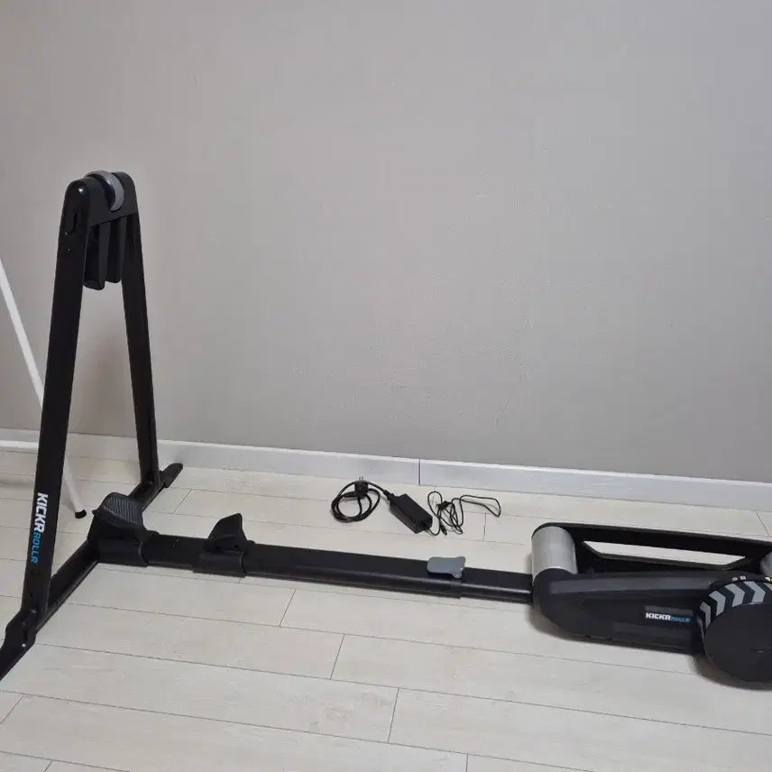 [BUNJANG] Wahoo KICKR Roller Stand Smart Trainer Table / 와후키커롤러  스탠드 테이블 스마트로라