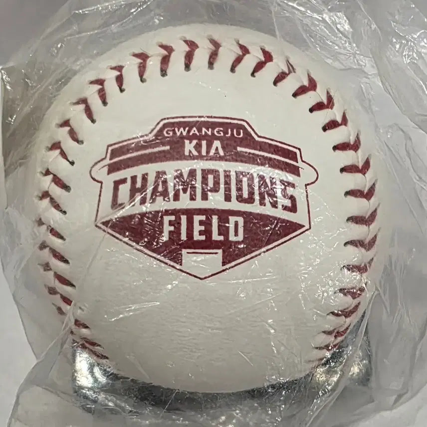 [BUNJANG] Kia Tigers Champions Field Logo Ball Sealed / 기아 타이거즈 챔피언스필드 로고볼 미개봉