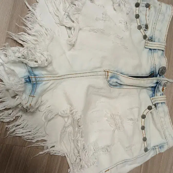 [BUNJANG] SMFK Distressed Cut-off Denim Shorts / SMFK청바지 숏팬츠 찢청 컷팅 허리단면32  총장35
