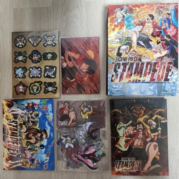[BUNJANG] One Piece Stampede Blu-ray & Goods Set / 원피스 스탬피드 블루레이 및 굿즈 세트