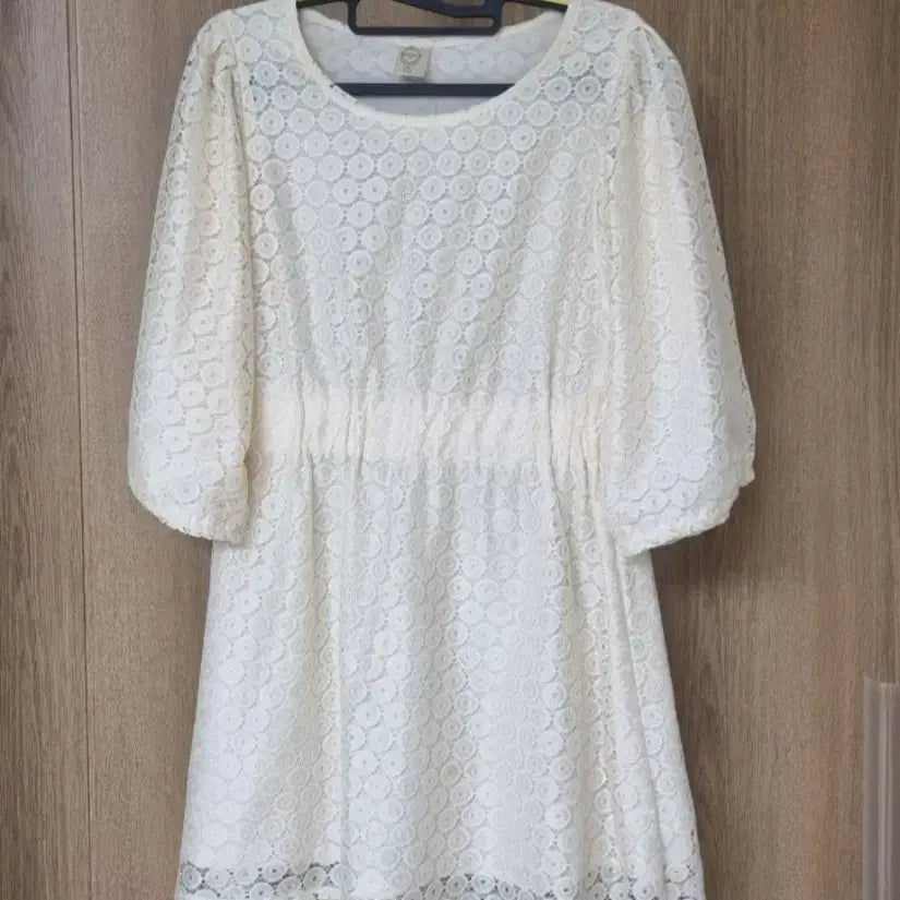 [BUNJANG] Ivory Lace Mini Dress / 아이보리 레이스 미니 원피스 여성 55