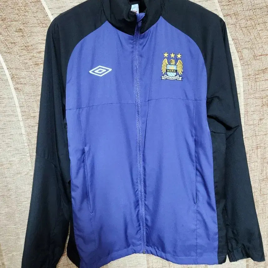[BUNJANG] Umbro Manchester City Windbreaker Jacket (L) / 엄브로 맨시티 바람막이 자켓 (L)