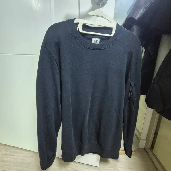 [BUNJANG] C.P. Company 21SS Neck Logo Sweatshirt Black / C.P. 컴퍼니 넥로고 맨투맨 검정 21 ss