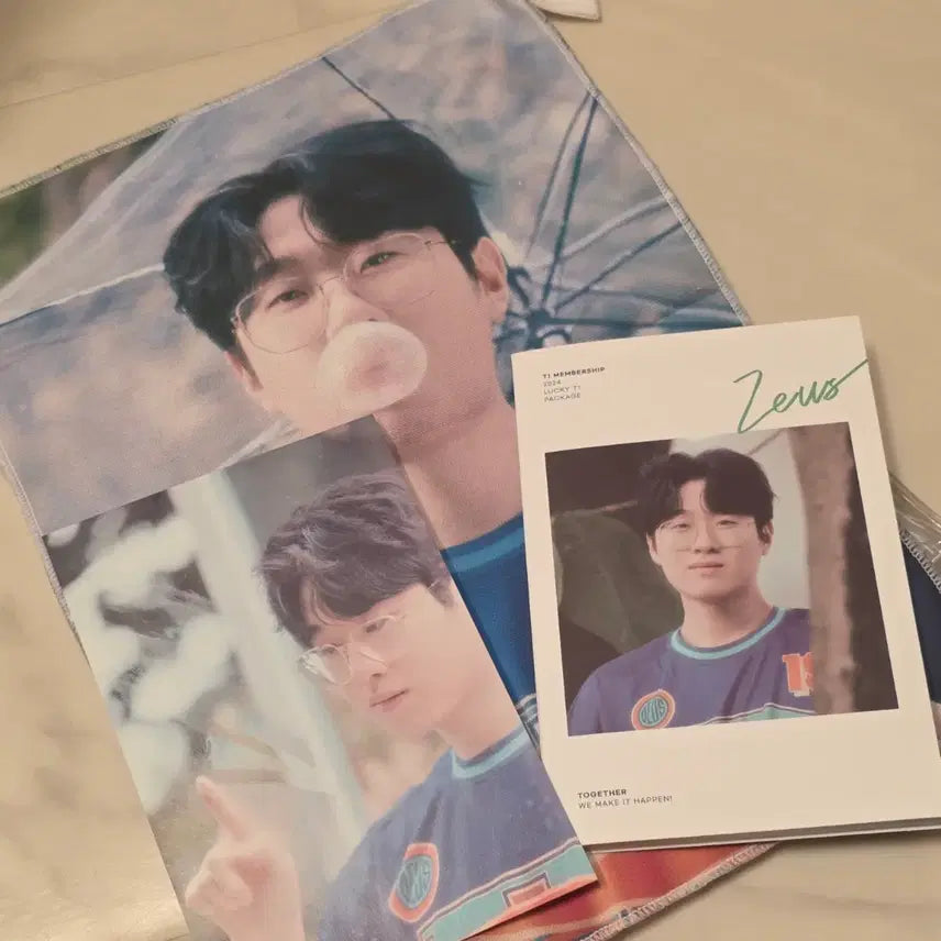 [BUNJANG] Zeus 2024 Summer Season's Greetings Kit / 제우스 2024 럭키T1 시즌그리팅