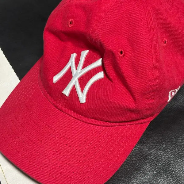 [BUNJANG] New Era MOMA Red Ball Cap / 뉴에라 MOMA 레드 볼캡